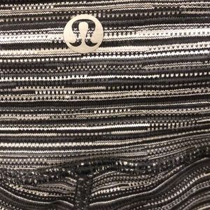 lululemon athletica Pants - Lululemon black gray white legging, sz 4, 71196 lululemon athletica Pants - Lululemon black gray white legging, sz 4, 71196